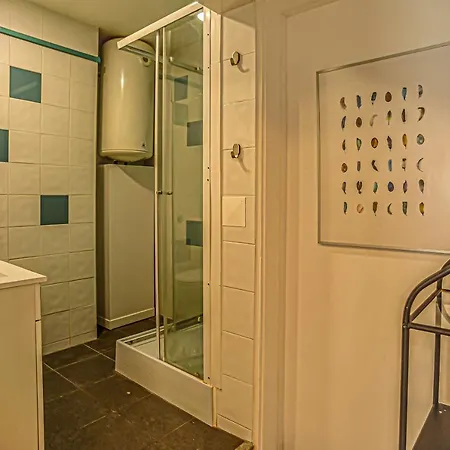 Marques De Pombal - 8 Bedroom リスボン