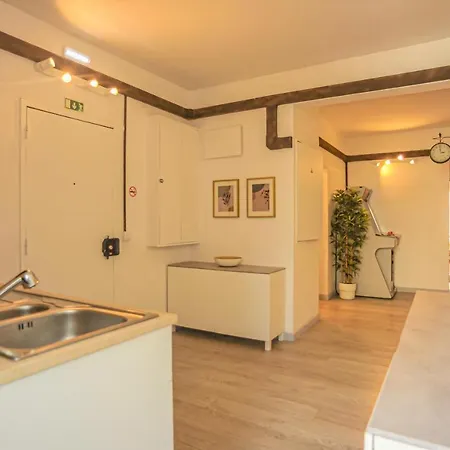 Gasthof Marques De Pombal - 8 Bedroom Lissabon