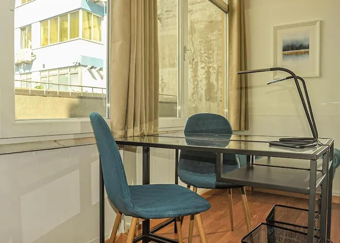 Marques De Pombal - 8 Bedroom