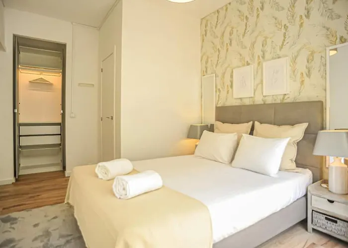 Gæstehus Marques De Pombal - 8 Bedroom *