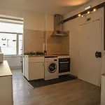 Πανσιόν Marques De Pombal - 8 Bedroom