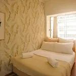 Marques De Pombal - 8 Bedroom *