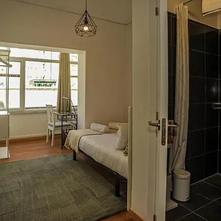 Πανσιόν Marques De Pombal - 8 Bedroom