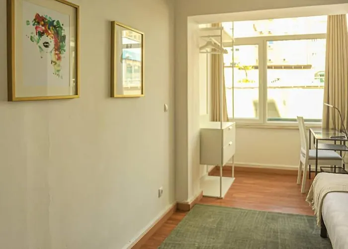 Marques De Pombal - 8 Bedroom * Lizbona