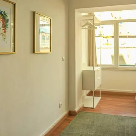 Marques De Pombal - 8 Bedroom * Lisbon