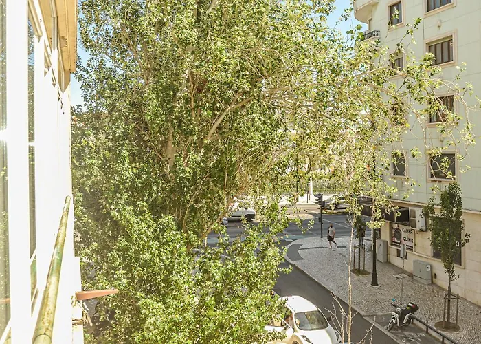 Marquês De Pombal - 8 Bedroom *