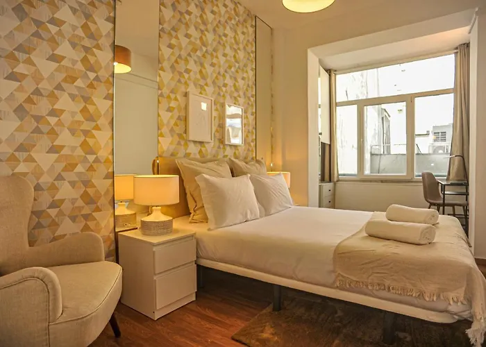 Marquês De Pombal - 8 Bedroom *